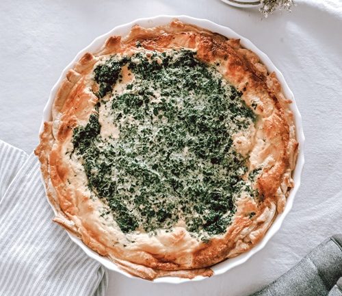 Leckere Blätterteig-Quiche mit Spinat und Lachs – Ein Genuss für die ganze Familie