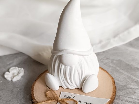 DIY Wichtel basteln – einfache Anleitung mit Gießmasse und Silikonform